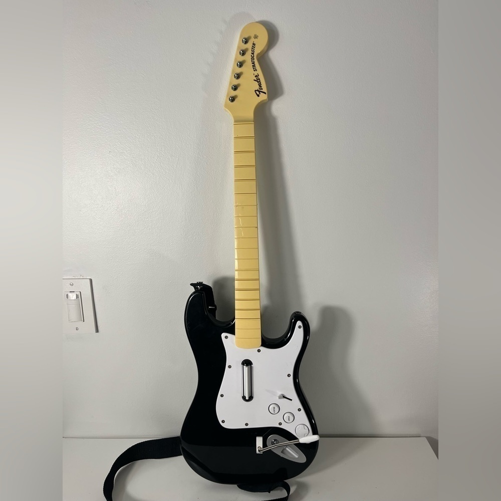 Fender Stratocaster Guitar Ps3 Playstation 3 Harmonix Rockband Controller 822151